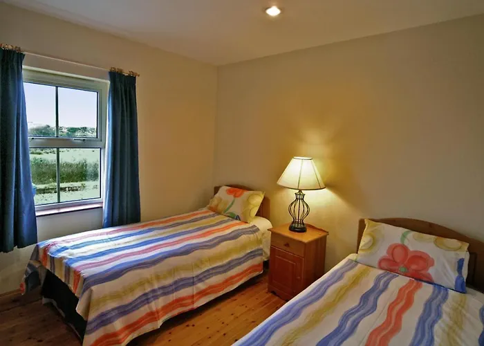 3 Bed In Oc-i077 * Goleen